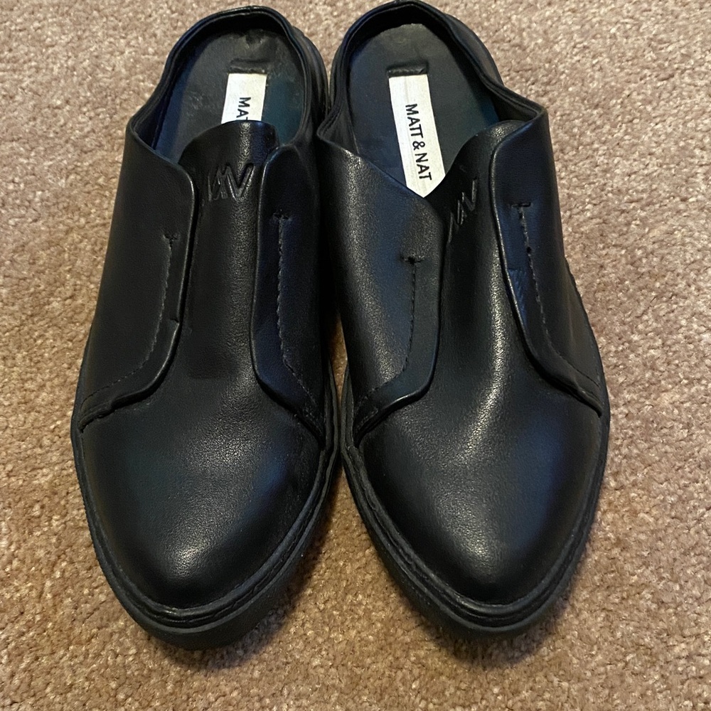 Matt & Nat Black Vegan Women Slides